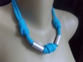 Náhrdelník do modra laděný sukový