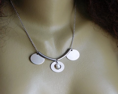 Náhrdelnk nerezový tak trochu jinak náhrdelník nerez nerez pozlacená bílá perla říčníční 