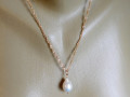 Náhrdelník-nerez pozlacená s perlou