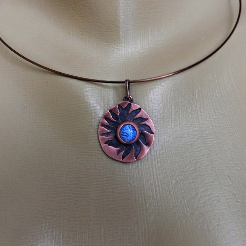 Náhrdelník - pohoda  u moře.... náhrdelník přívěšek měď modrý korál 