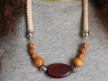 Náhrdelník do hněda