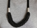 Náhrdelník černý sváteční