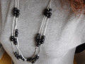 Náhrdelník černý sváteční