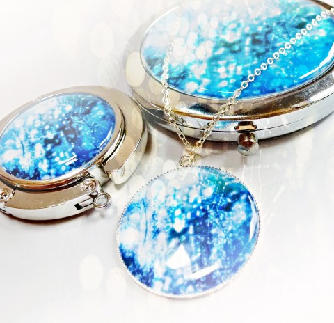 set Atmosféra jedné letní noci přívěsek dárek noční modrá vánoce letní atmosféra narozeniny sada souprava léto elegance třpyt noc večerní večer zrcátko třpytivé set magický háček na kabelku praktické pro ženu pro maminku magic elefgantní 