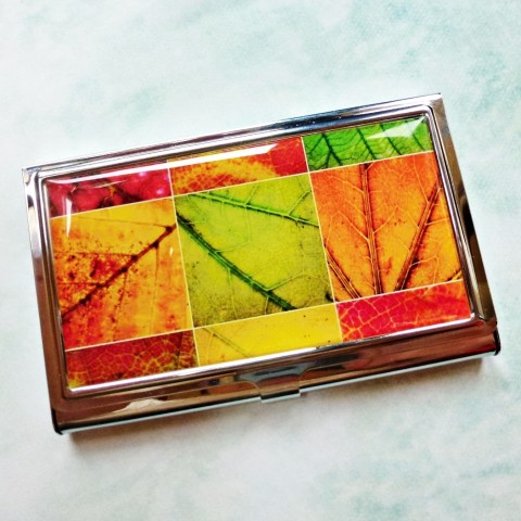 pouzdro na vizitky Listy dárek podzim list listy svěží krabička obal text žlutá podzimní kresba mozaika pouzdro koláž struktura praktické vizitky do kanceláře kancelář osobní vizitkář office barevný barvy 