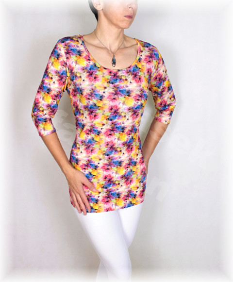 Triko vz.545 SLEVA z 699 kč modrá halenka fialová růžová květy bílá triko žlutá lila vzor nachová 