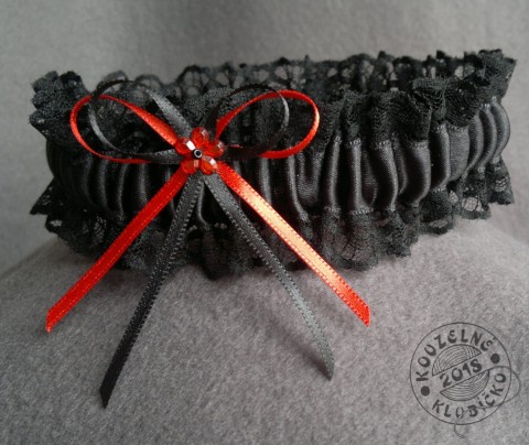 Kr. podvazek ČERNÝ 50 mm s červenou saténový podvazek zdobený podvazek dámský podvazek krajkový podvazek 