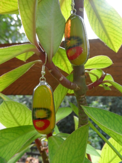 Netvařte se kysele :-) náušnice sklo svěží veselé ovoce žlutá žlutý tiffany fusing cínování cínované cínovaný spékané skleněné žluté spékané.sklo 