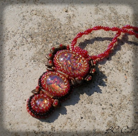 Rudý drak - náhrdelník šperk náhrdelník doplněk drak stříbro orient kabošon japonsko čína 