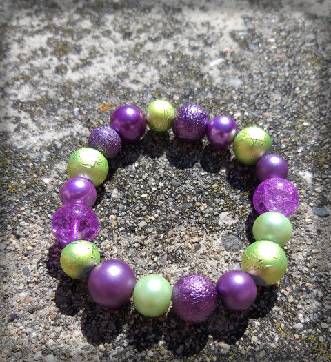 Pestrobarevný náramek no.4 šperk náramek korálky doplněk romantika barvy perličky perly pestrobarevný korále jednoduchost 