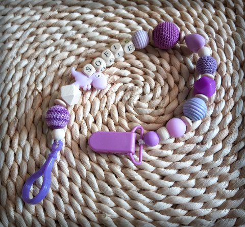 Klip na dudlík se jménem - Sofie dřevo korálky jméno přírodní miminko dinosaurus korále dino klip mimi dudlík drobeček sofie klip na dudlík na dudlík dinouš 