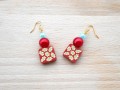 Náušnice kytičkové fimo s červenou