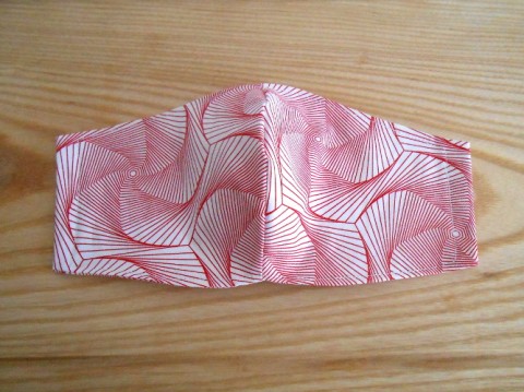 Rouška bílá s červeným optickým kla rouška roušky ústenka šité šitá  