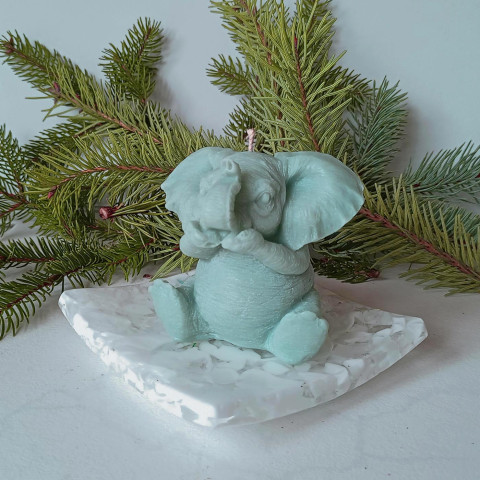 Slon pro štěstí - svíčka domov zvíře dekorace dárek svíčka vosk slon pozornost modrošedá 