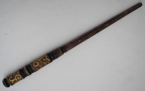 Kouzelnické hůlky dřevo řezba dárek čáry kouzlo magie čaroděj kouzelník kouzelná hůlka kouzelnická hůl larpová hůlka 